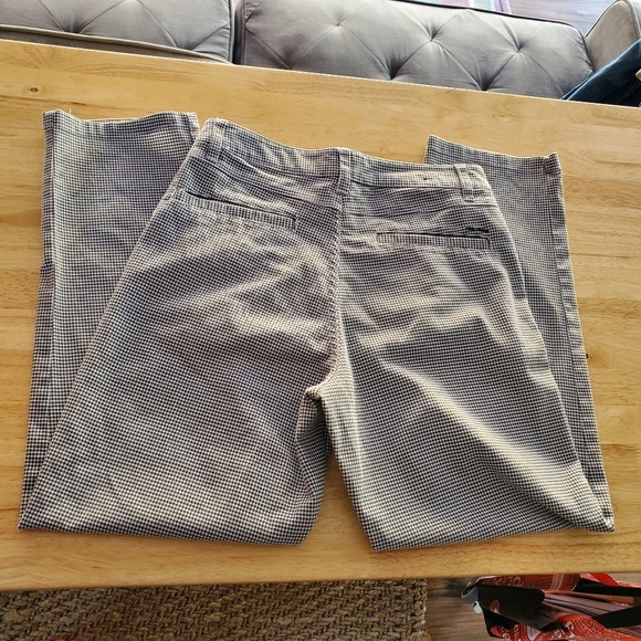 Volcom Pants Women's Size 26 Black And White Herringbone - Picture 14 of 14